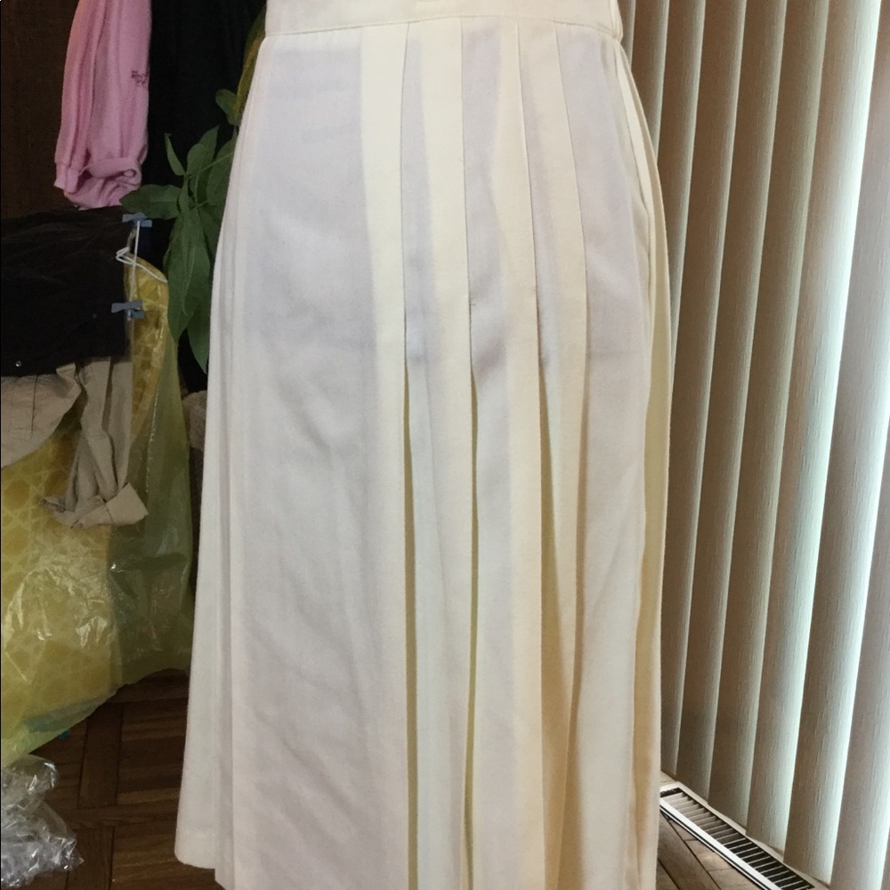 Vintage Summer Weight Wool Skirt